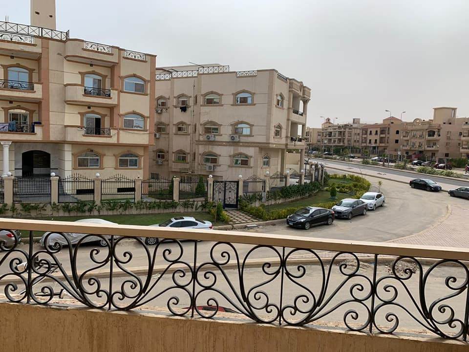 شقة 3 غرف للايجار بمدينة الشيخ زايد بالحي السابع 