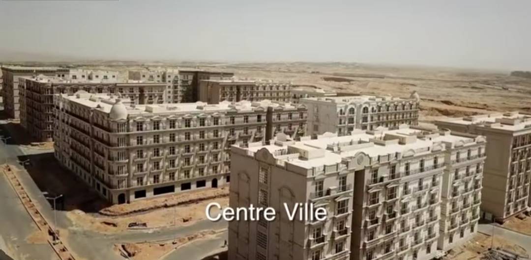 شقة Center Ville Rivoli للبيع  فى هايد بارك القاهرة الجديدة .. 