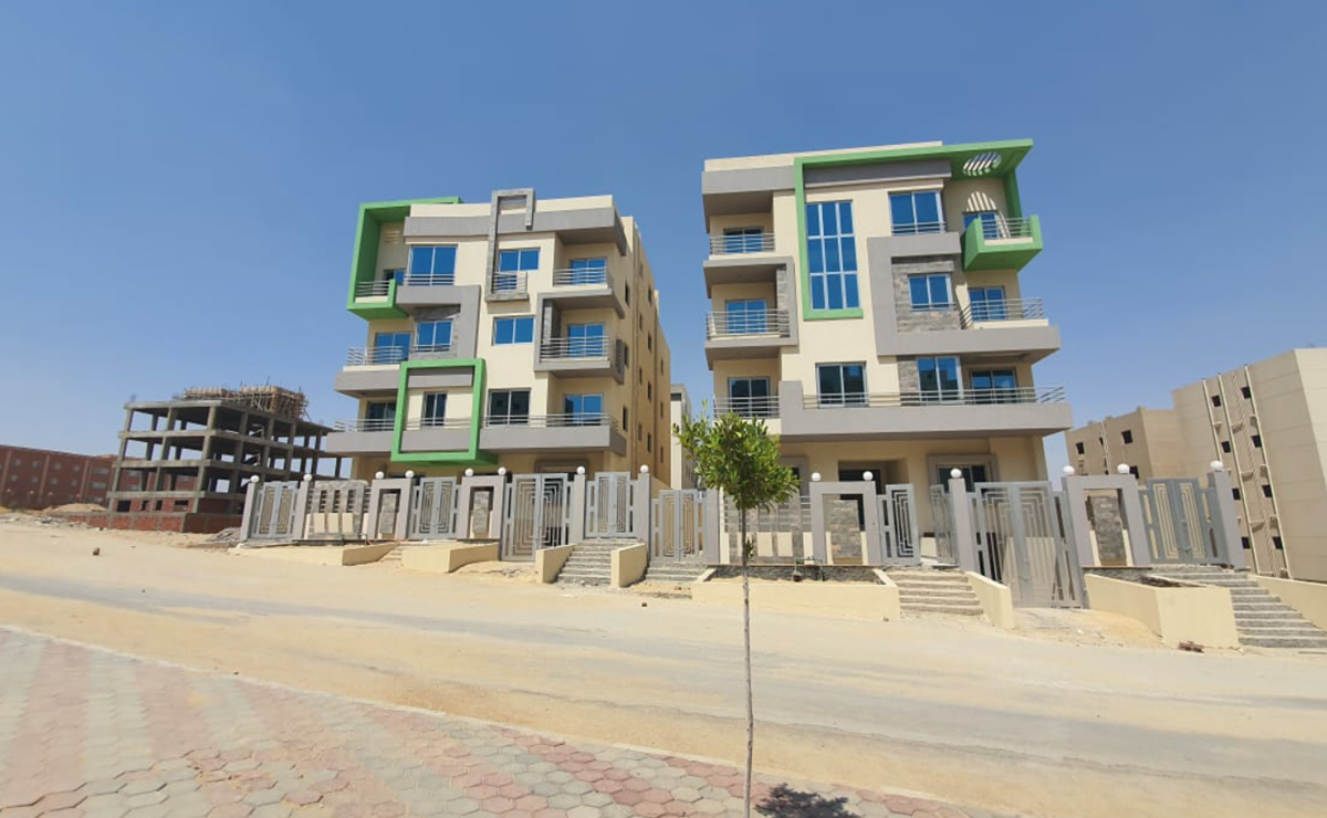 شقة للبيع بالتقسيط في حي اللوتس في القاهرة الجديدة تسليم فوري  .